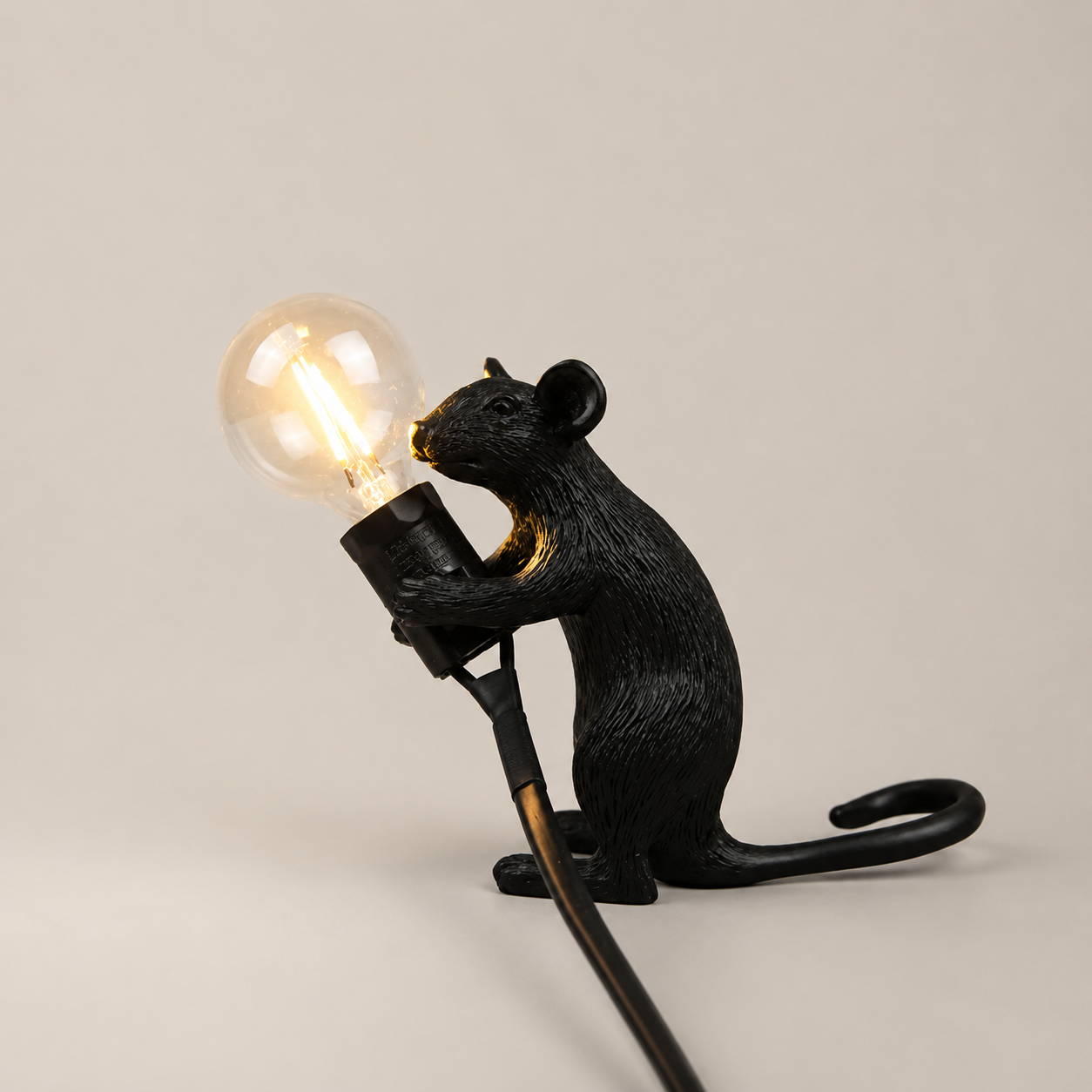 Mouse Resin Table Lamp