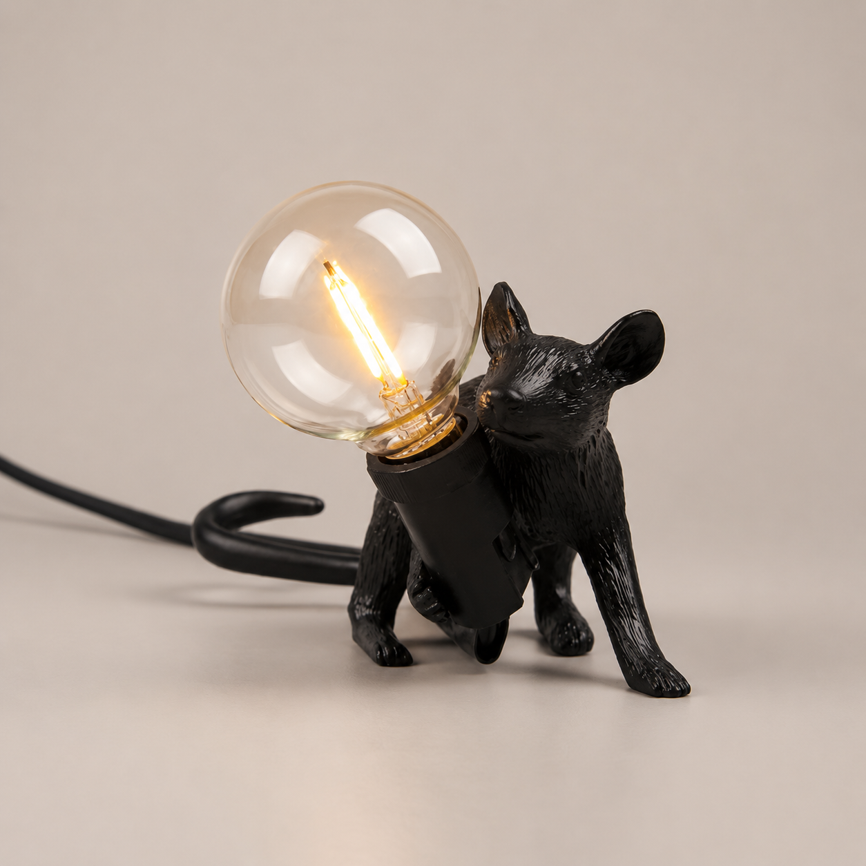 Mouse Resin Table Lamp