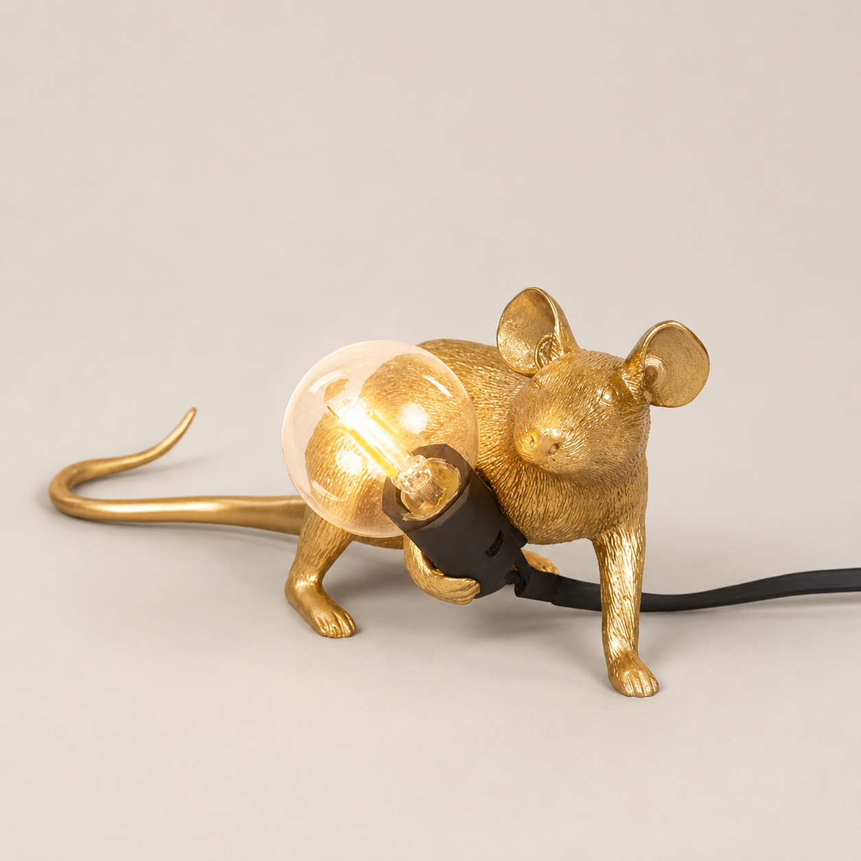 Mouse Resin Table Lamp