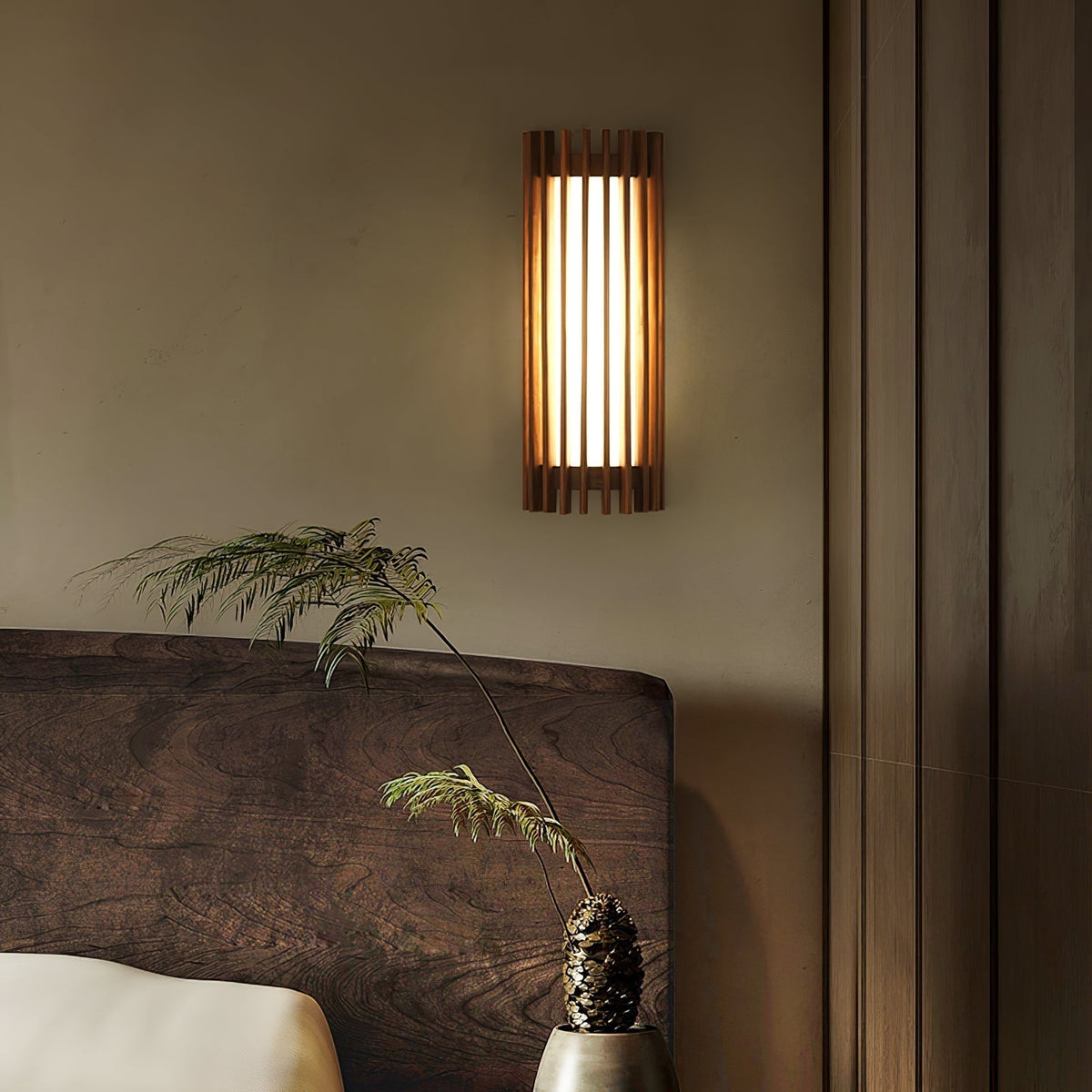Wood Slat LED Wall Sconce Japandi Modern